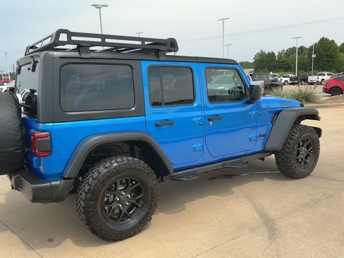 Used 2024 Jeep Wrangler Unlimited Sport AWD/4WD image 9