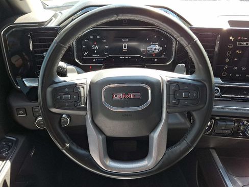 Used 2025 GMC Sierra 1500 SLT w/ SLT Premium Package AWD/4WD image 19