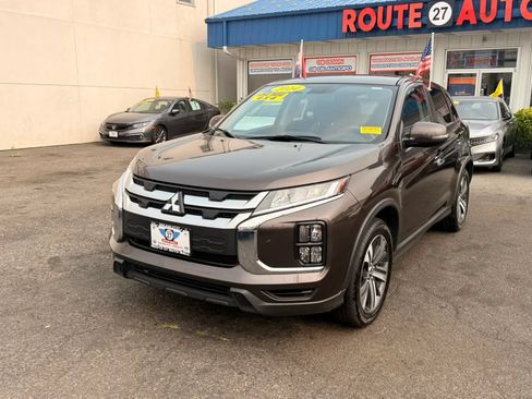 Used 2024 Mitsubishi Outlander Sport SE AWD/4WD image 4