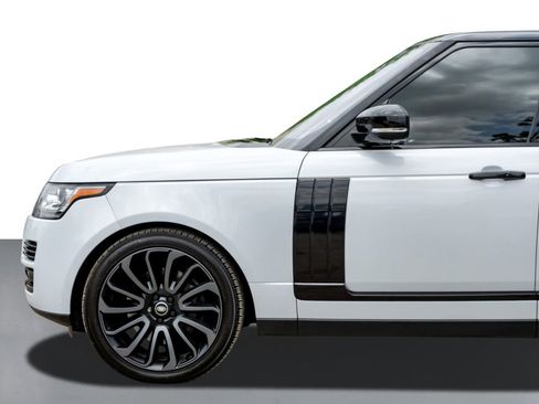 Used 2017 Land Rover Range Rover Supercharged image 10