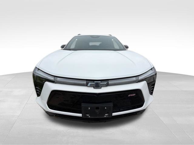 Used 2024 Chevrolet Blazer EV RS AWD/4WD image 3