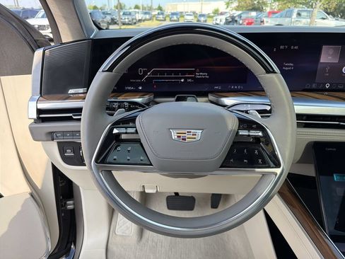 Used 2025 Cadillac Escalade Sport Platinum AWD/4WD image 24