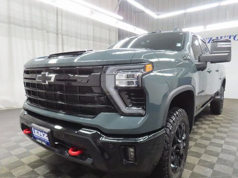 Used 2025 Chevrolet Silverado 2500 LTZ w/ Trail Boss Package image 6