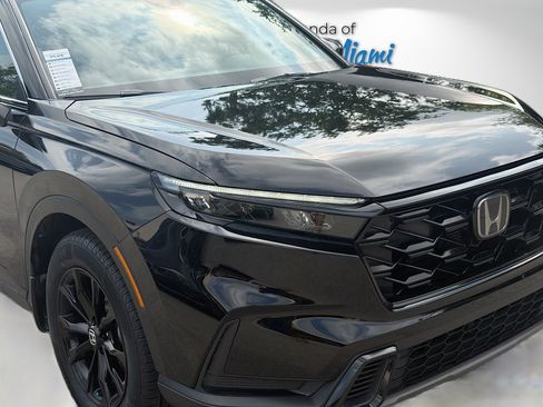 Certified 2025 Honda CR-V Sport image 33