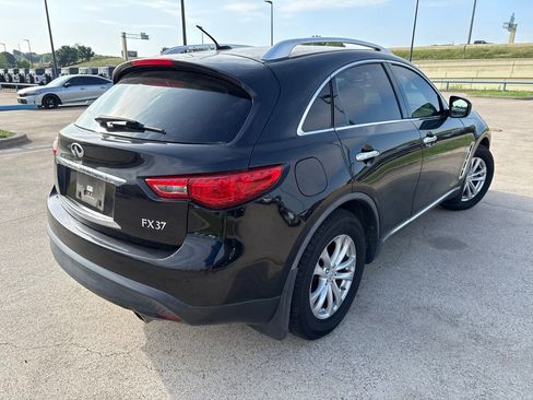Used 2013 INFINITI FX37 AWD w/ Premium Pkg image 10