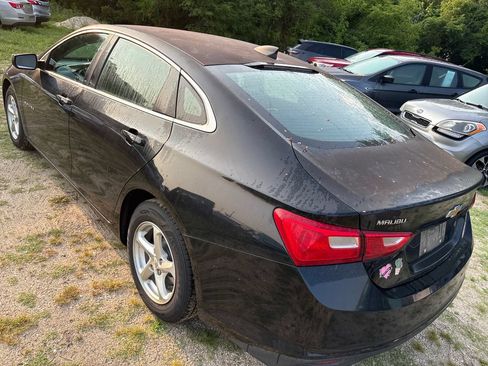 Used 2017 Chevrolet Malibu LS FWD image 12