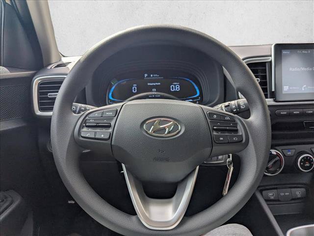 Used 2026 Hyundai Venue SE FWD image 12