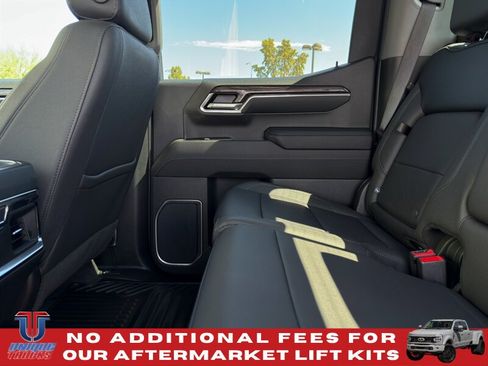 Used 2023 Chevrolet Silverado 1500 LTZ w/ LTZ Convenience Package II AWD/4WD image 25