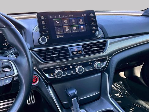 Used 2019 Honda Accord Sport image 6