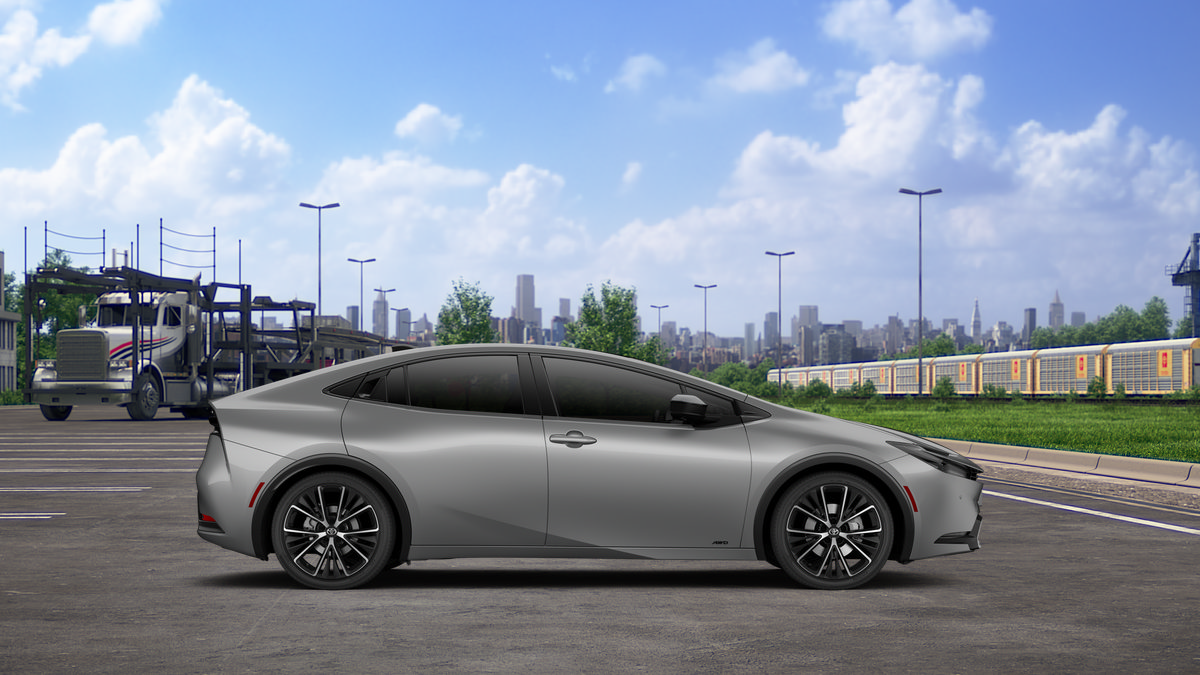 New 2027 Toyota Prius Limited w/ Limited Premium Package AWD/4WD image 12