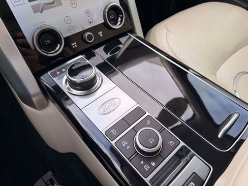 Used 2022 Land Rover Range Rover Westminster Edition image 14