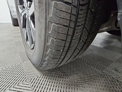 Used 2024 Jeep Grand Cherokee L Laredo image 52