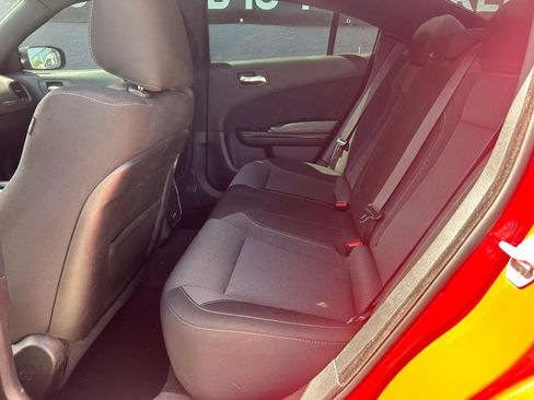 Used 2019 Dodge Charger SXT w/ Blacktop Package RWD image 10