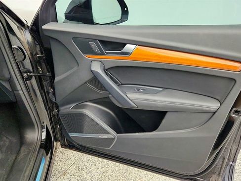 Used 2023 Audi Q5 2.0T Premium Plus w/ Premium Plus Package image 26