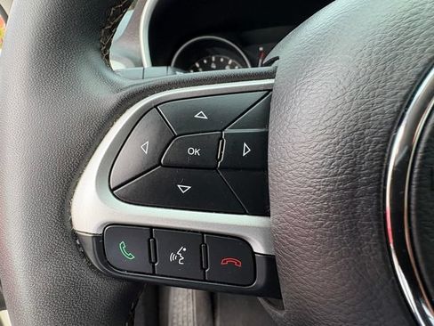 Used 2021 Jeep Compass Latitude AWD/4WD image 25