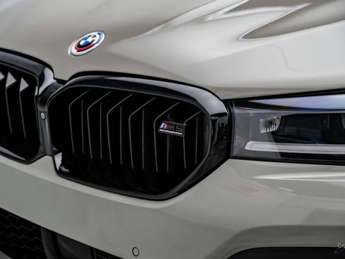 Used 2023 BMW M5 w/ Competition Package AWD/4WD image 32