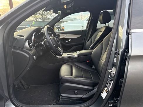 Used 2021 Mercedes-Benz GLC 300 4MATIC image 15