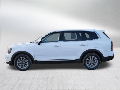 Used 2023 Kia Telluride LX image 4