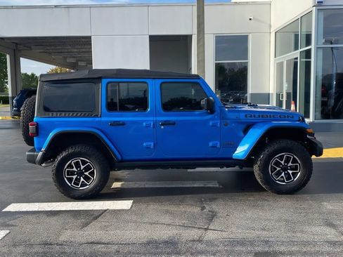 Used 2024 Jeep Wrangler Unlimited Rubicon w/ Safety Group AWD/4WD image 11