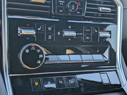 New 2026 Nissan Armada SL image 13