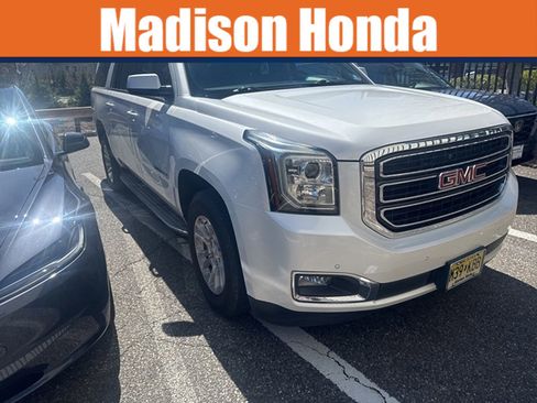 Used 2018 GMC Yukon XL SLT w/ Open Road Package image 1