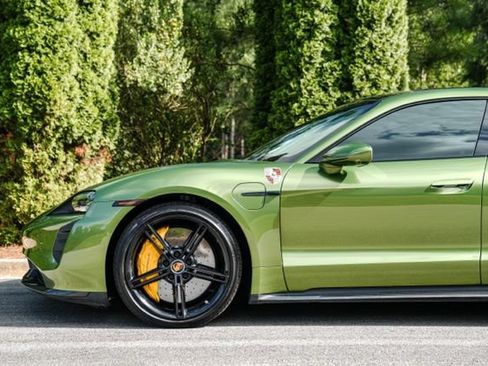 Used 2020 Porsche Taycan Turbo S AWD/4WD image 11