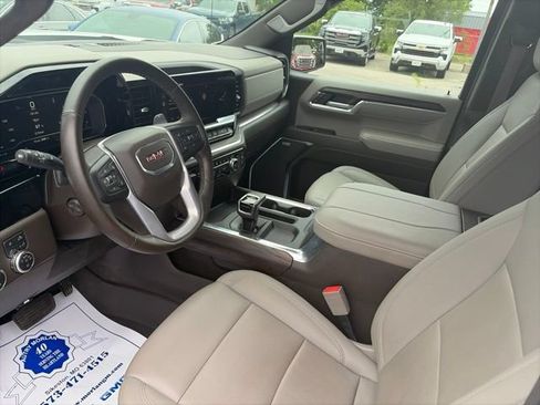 Used 2024 GMC Sierra 1500 SLT w/ SLT Premium Plus Package AWD/4WD image 16