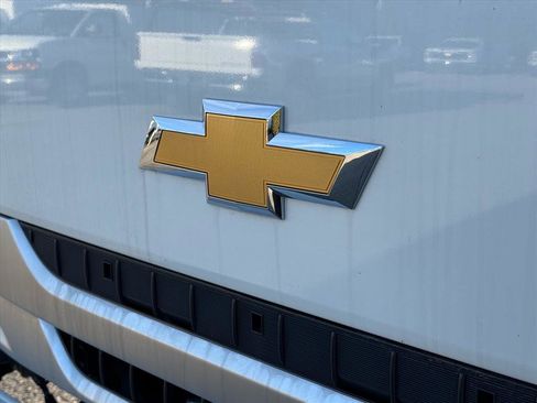 New 2024 Chevrolet Low Cab Forward image 47