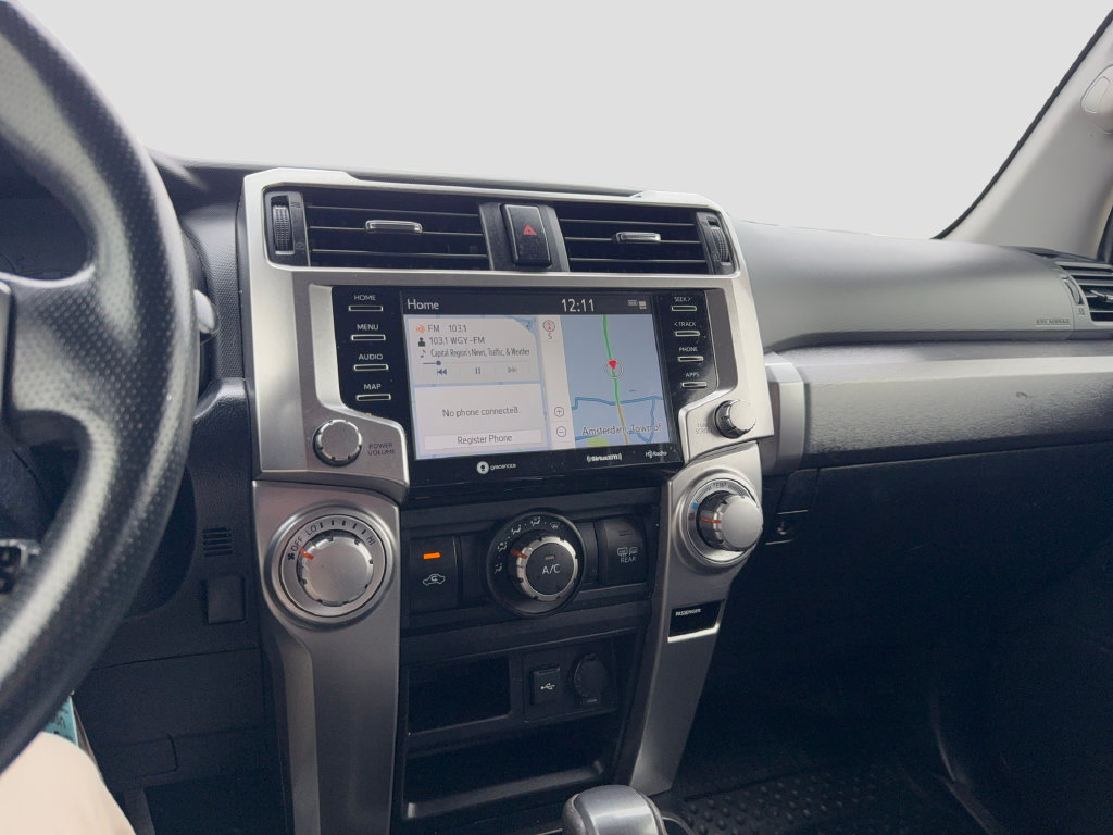Used 2020 Toyota 4Runner SR5 AWD/4WD image 21