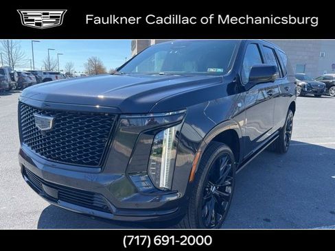 Used 2026 Cadillac Escalade Platinum Sport w/ LPO, ONYX Package image 11