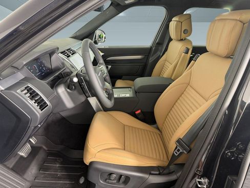 New 2026 Land Rover Discovery Dynamic SE AWD/4WD image 5