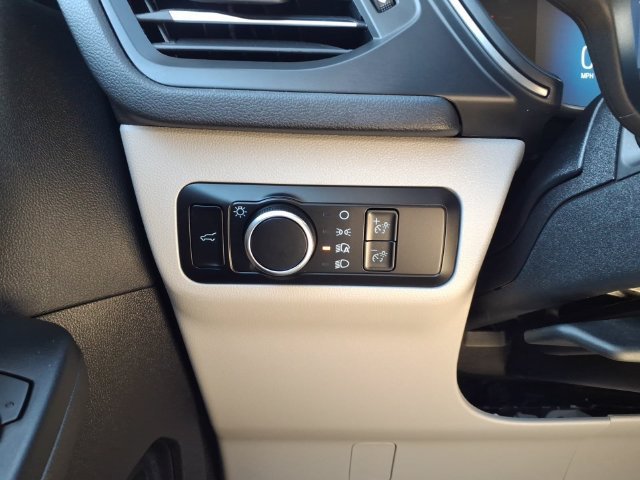 Certified 2023 Ford Escape Active AWD/4WD image 13
