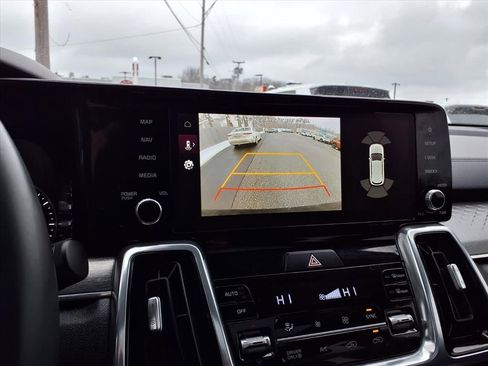 Used 2022 Kia Sorento SX w/ Panoramic Sunroof Package image 10