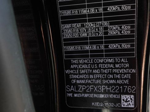 Used 2023 Land Rover Range Rover Evoque SE image 15