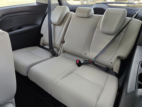 New 2026 Honda Odyssey EX-L image 16