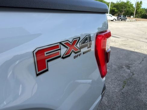 Used 2021 Ford F150 Lariat w/ FX4 Off-Road Package AWD/4WD image 9