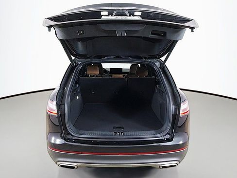 Used 2022 Lincoln Nautilus Reserve image 17