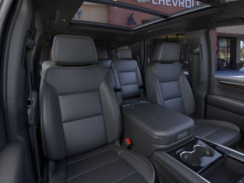 New 2026 Chevrolet Tahoe Premier w/ Sun And Tow Package AWD/4WD image 16