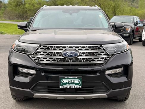 Used 2023 Ford Explorer Limited w/ Equipment Group 301A AWD/4WD image 2