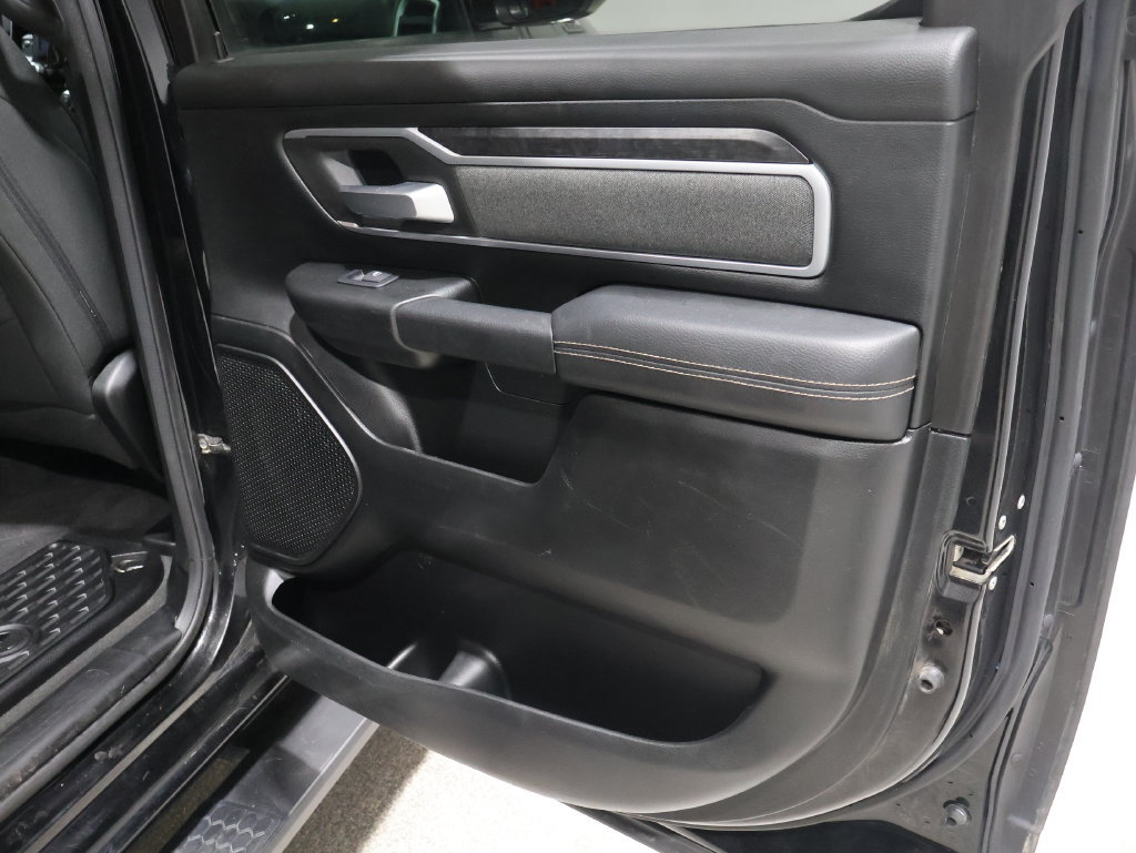 Used 2020 RAM 1500 Big Horn AWD/4WD image 22