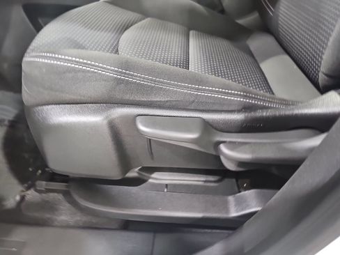 Used 2023 GMC Terrain SLE w/ LPO, Floor Liner Package AWD/4WD image 33