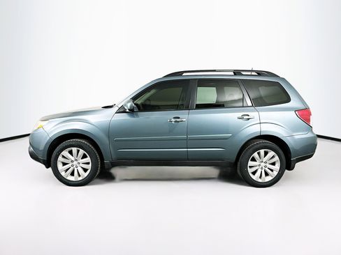 Used 2013 Subaru Forester 2.5X Premium w/ Popular Pkg 2 image 4