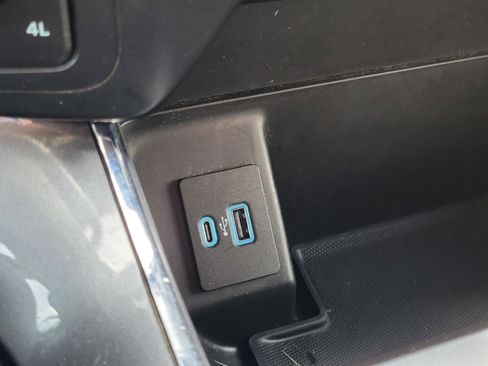 Certified 2022 Ford F150 XLT w/ Equipment Group 302A High image 23