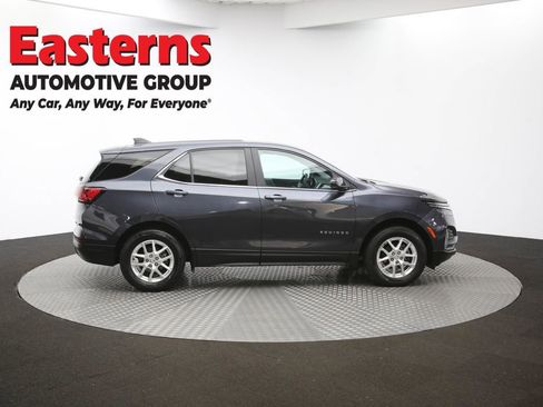 Used 2022 Chevrolet Equinox LT w/ LPO, Floor Liner Package image 43