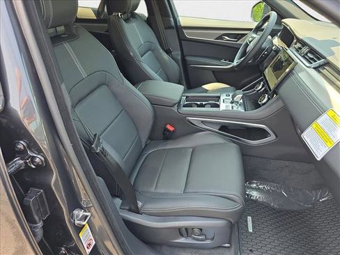 New 2026 Jaguar F-PACE R-Dynamic S image 7