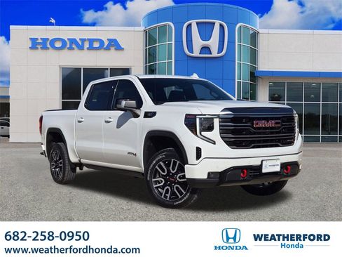 Used 2024 GMC Sierra 1500 AT4 w/ Technology Package image 1