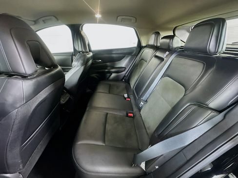 Used 2023 Nissan Ariya FWD image 28