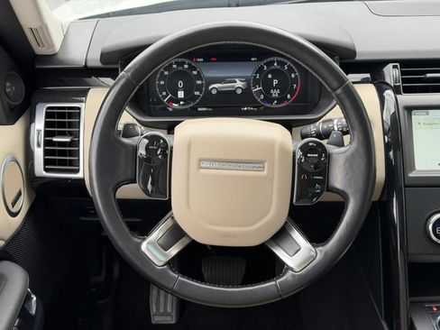 Used 2019 Land Rover Discovery SE AWD/4WD image 8