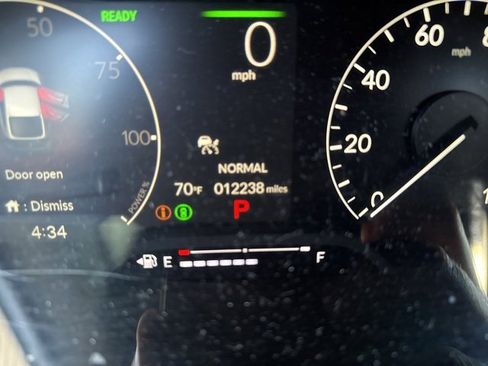 Used 2025 Honda Civic Sport image 8