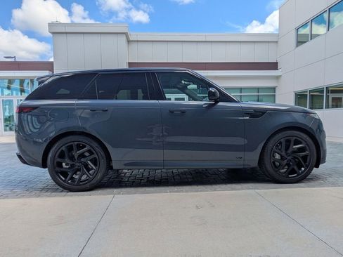New 2026 Land Rover Range Rover Sport Dynamic SE AWD/4WD image 4